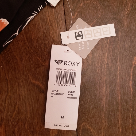 BNWT ~ Roxy Athletic Floral Bikini Set - Picture 12 of 12